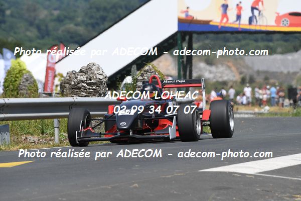 http://v2.adecom-photo.com/images//6.COURSE DE COTE/2022/5_LA_POMMERAYE_2022/TAVIAUX_Benoit/79A_2837.JPG